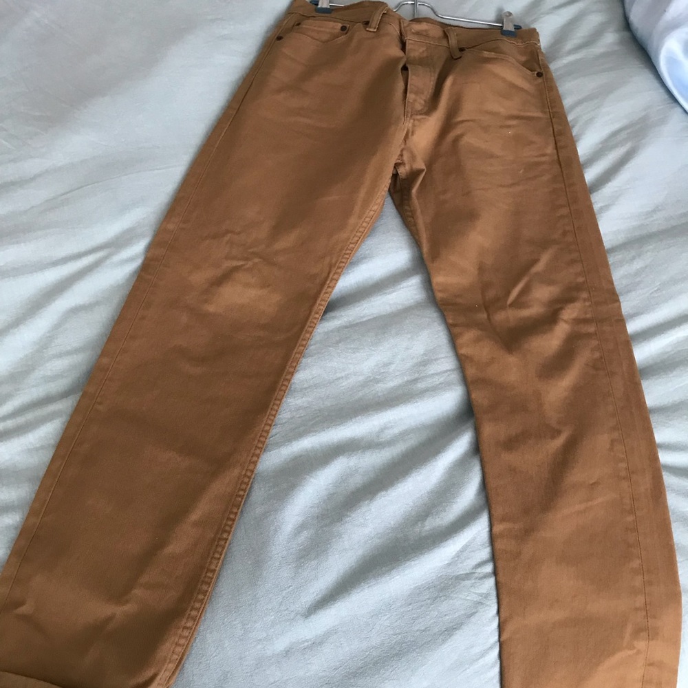 98% cotton Levi’s Mens jeans